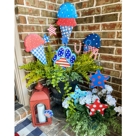 Paws Across America by The Round Top Collection