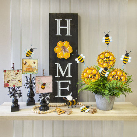 Honeybee Magnet by The Round Top Collection